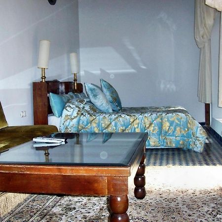 Riad Noujoum Medina Fes Luaran gambar
