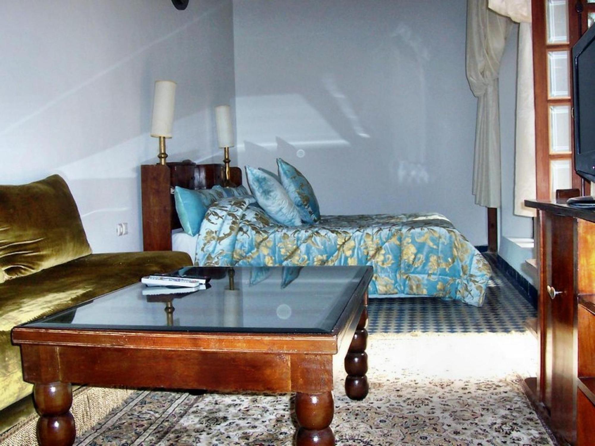 Riad Noujoum Medina Fes Luaran gambar