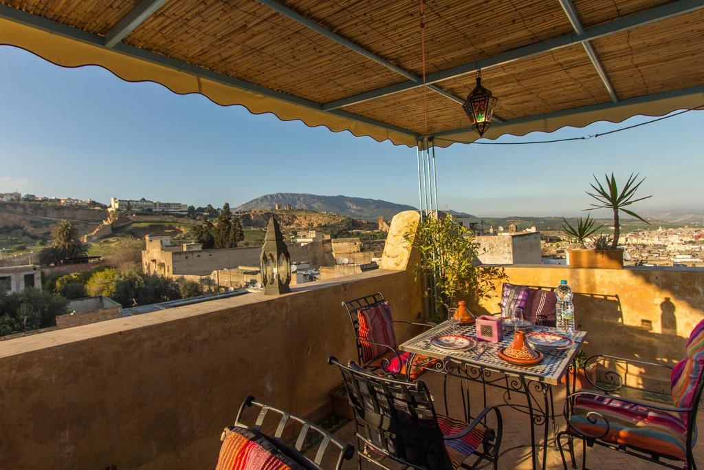 Riad Noujoum Medina Fes Luaran gambar