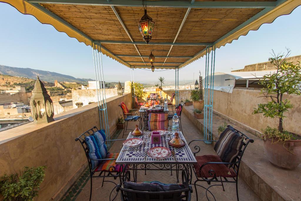 Riad Noujoum Medina Fes Luaran gambar