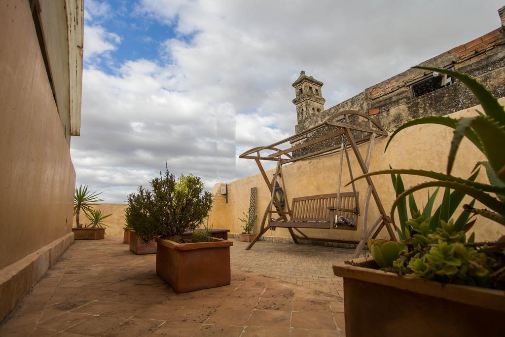 Riad Noujoum Medina Fes Luaran gambar