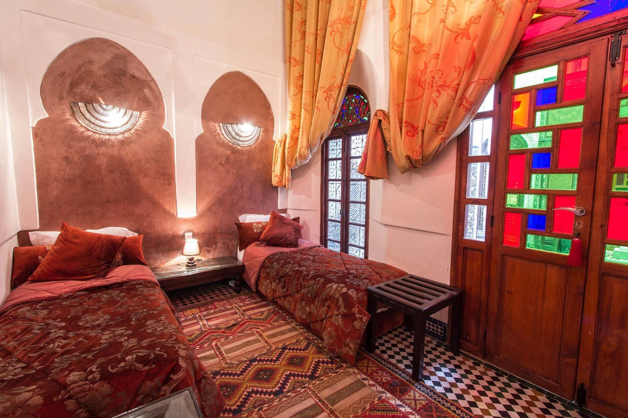 Riad Noujoum Medina Fes Luaran gambar